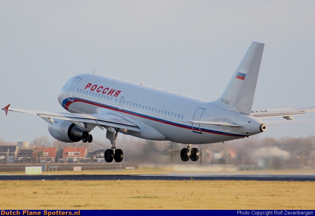 VP-BIQ Airbus A319 Rossiya Airlines by Rolf Zevenbergen