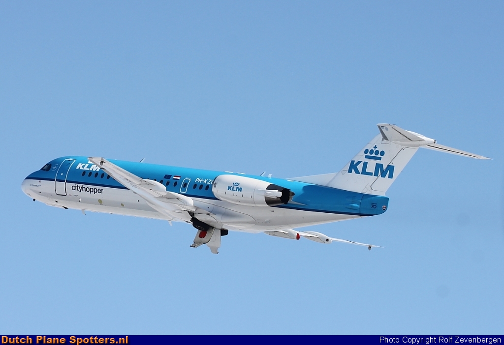 PH-KZG Fokker 70 KLM Cityhopper by Rolf Zevenbergen