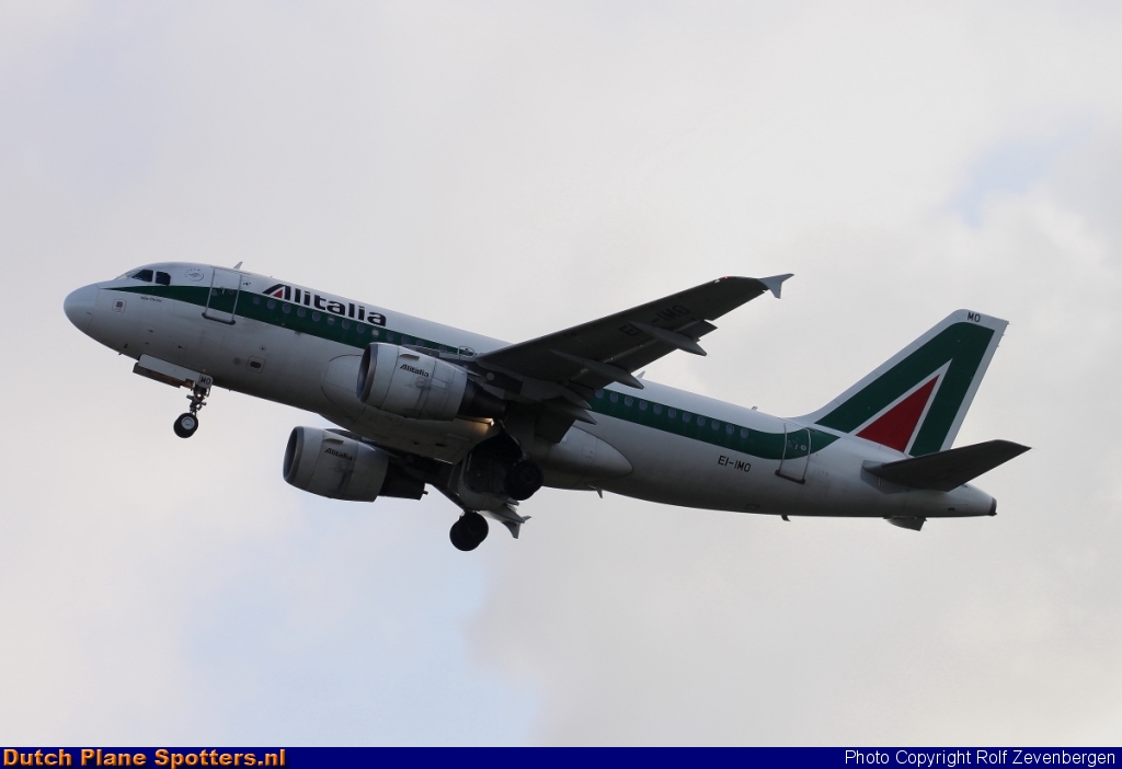 EI-IMO Airbus A319 Alitalia by Rolf Zevenbergen