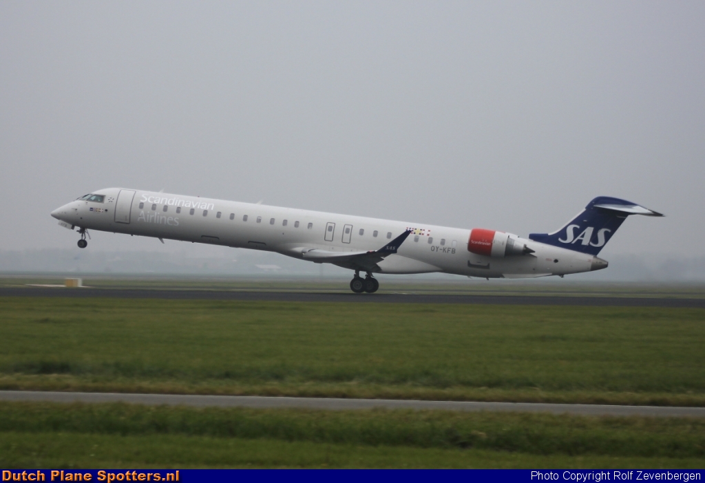 OY-KFB Bombardier Canadair CRJ900 SAS Scandinavian Airlines by Rolf Zevenbergen
