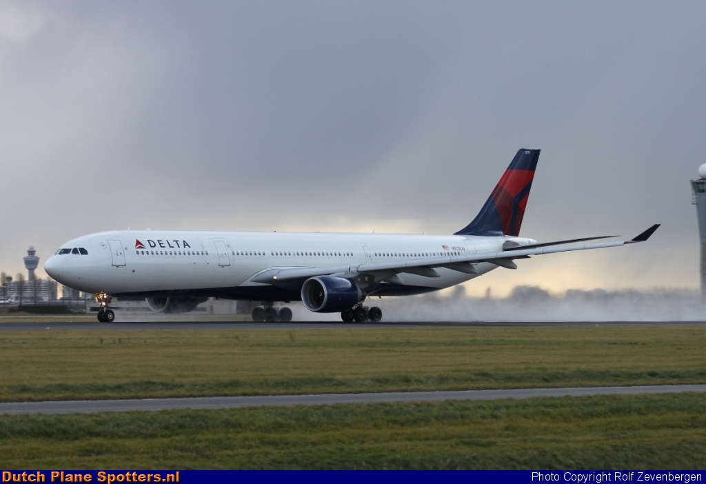 N811NW Airbus A330-300 Delta Airlines by Rolf Zevenbergen