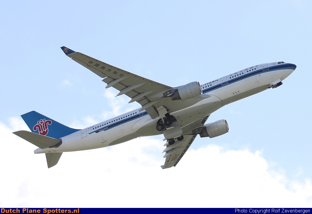 B-6515 Airbus A330-200 China Southern by Rolf Zevenbergen