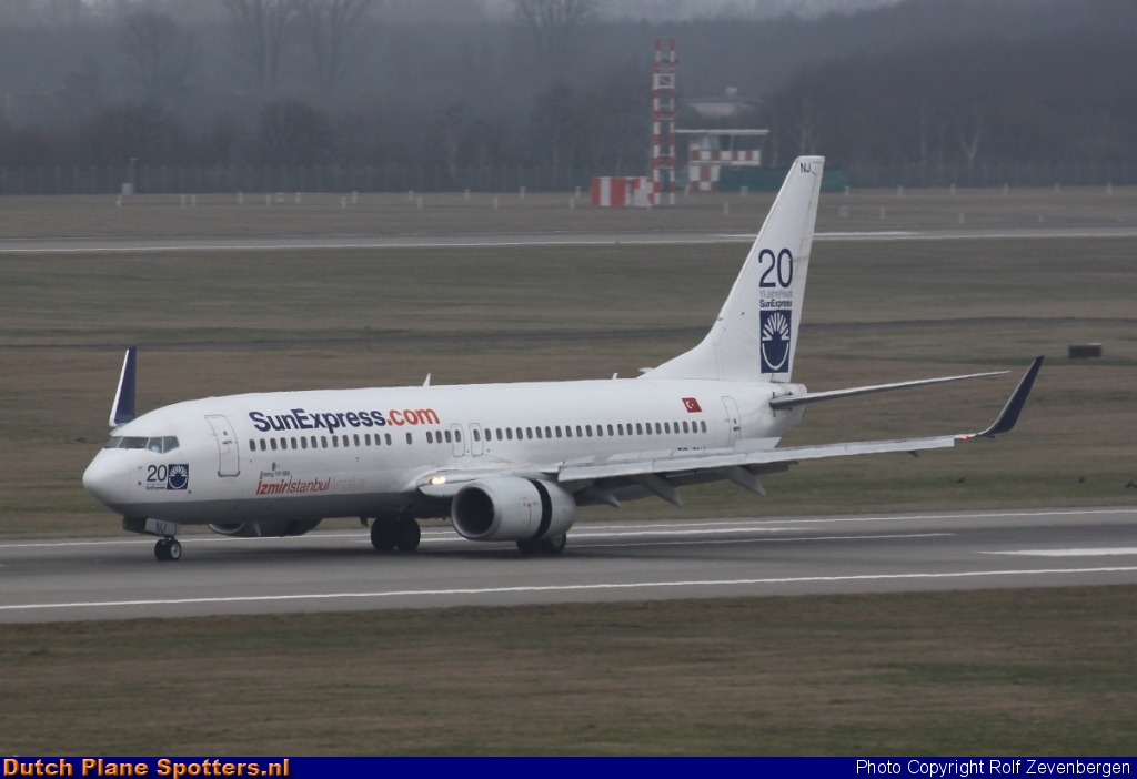TC-SNJ Boeing 737-800 SunExpress by Rolf Zevenbergen