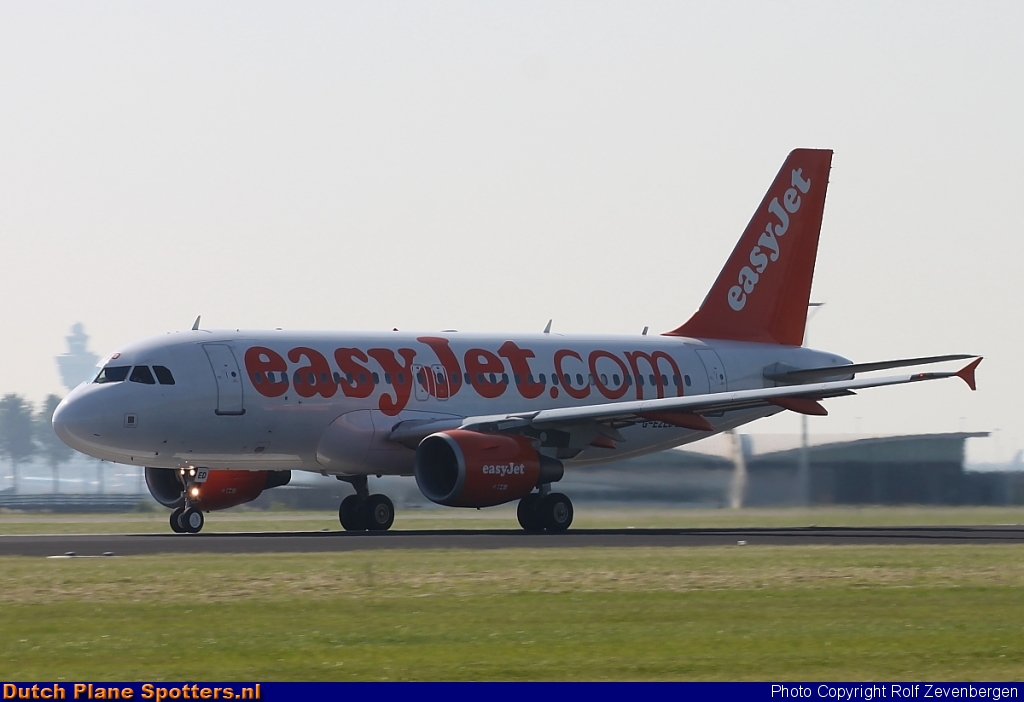 G-EZED Airbus A319 easyJet by Rolf Zevenbergen