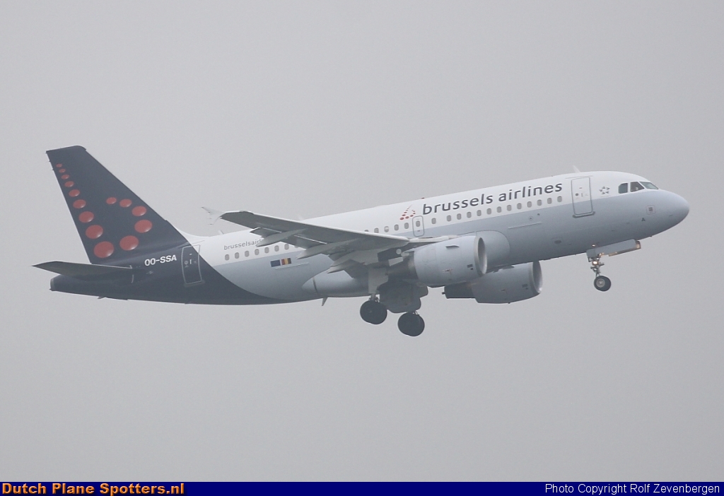 OO-SSA Airbus A319 Brussels Airlines by Rolf Zevenbergen