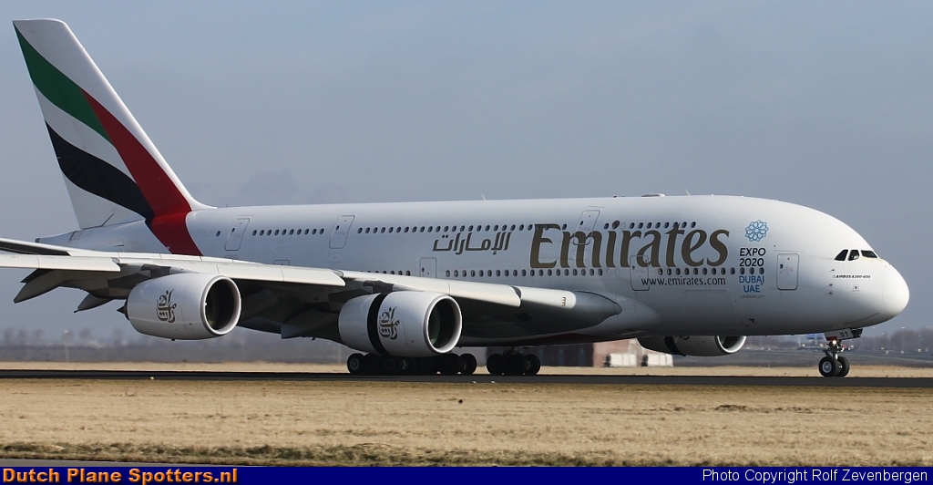 A6-EDT Airbus A380-800 Emirates by Rolf Zevenbergen