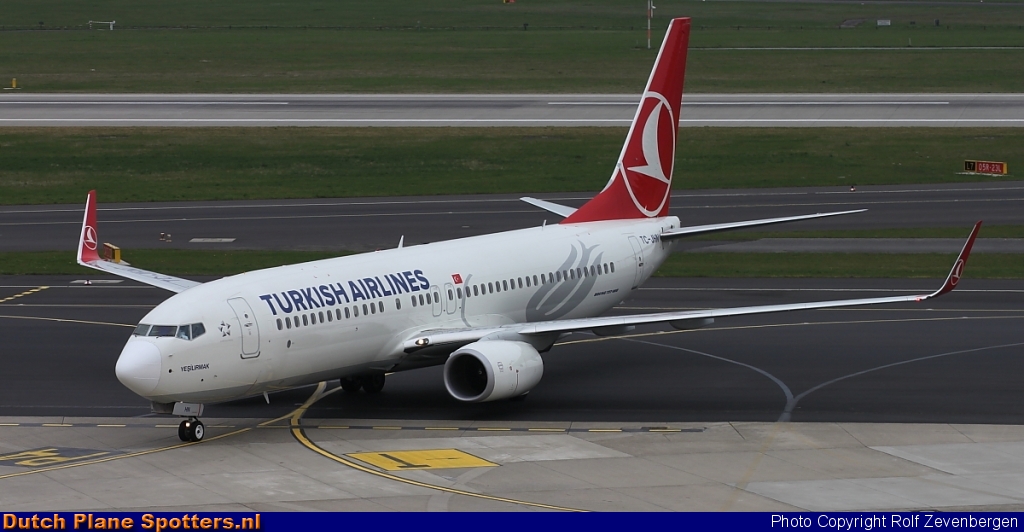 TC-JHN Boeing 737-800 Turkish Airlines by Rolf Zevenbergen