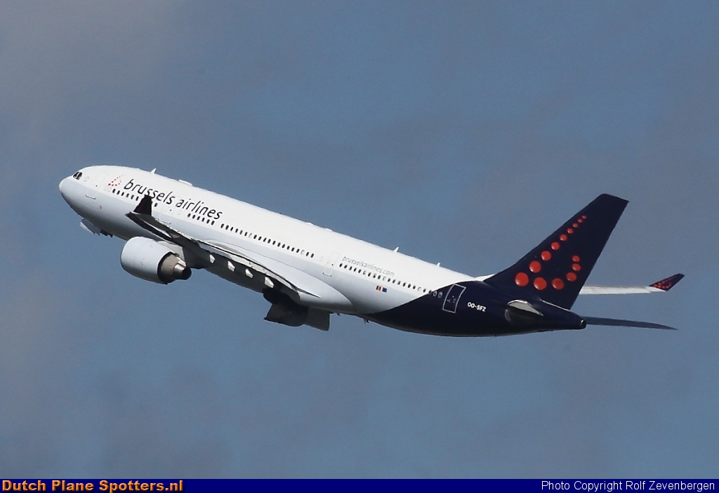 OO-SFZ Airbus A330-200 Brussels Airlines by Rolf Zevenbergen