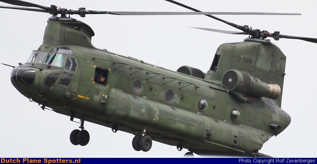 D-666 Boeing CH-47 Chinook MIL - Dutch Royal Air Force by Rolf Zevenbergen