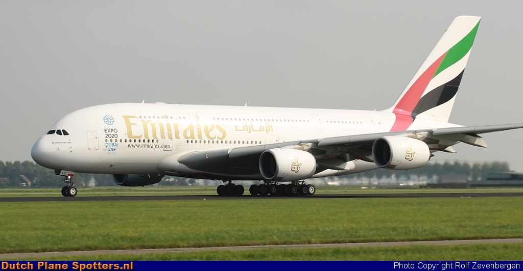 A6-EEC Airbus A380-800 Emirates by Rolf Zevenbergen