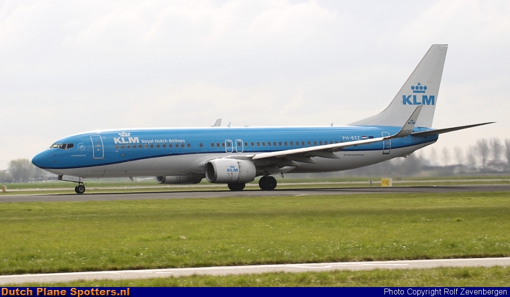 PH-BXZ Boeing 737-800 KLM Royal Dutch Airlines by Rolf Zevenbergen