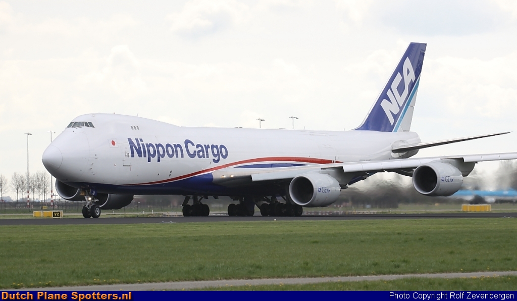 JA12KZ Boeing 747-8 Nippon Cargo Airlines by Rolf Zevenbergen