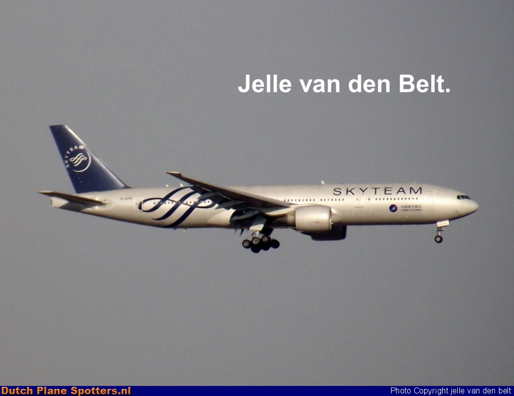 B-2056 Boeing 777-200 China Southern by Jelle van den Belt