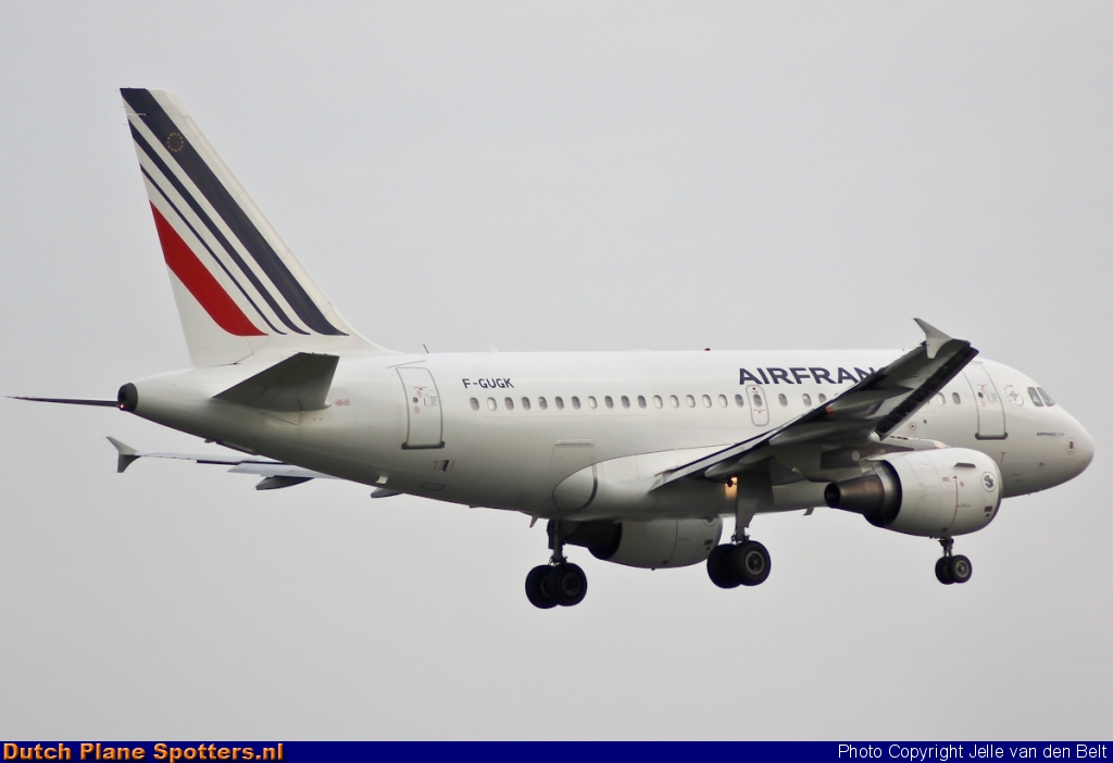 F-GUGK Airbus A318 Air France by Jelle van den Belt