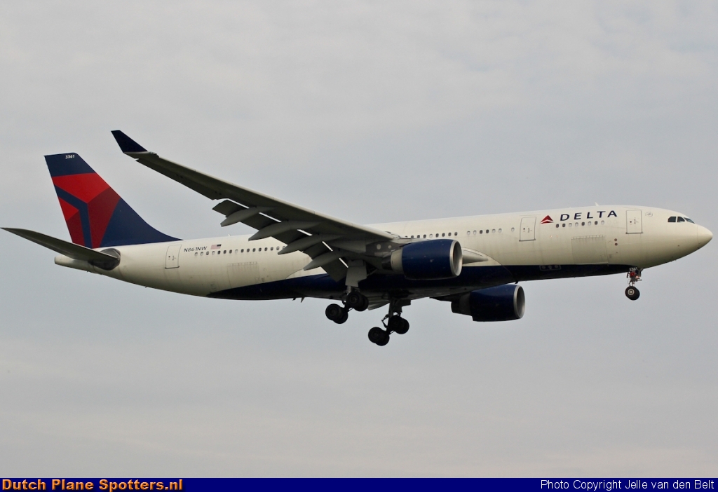 N861NW Airbus A330-200 Delta Airlines by Jelle van den Belt