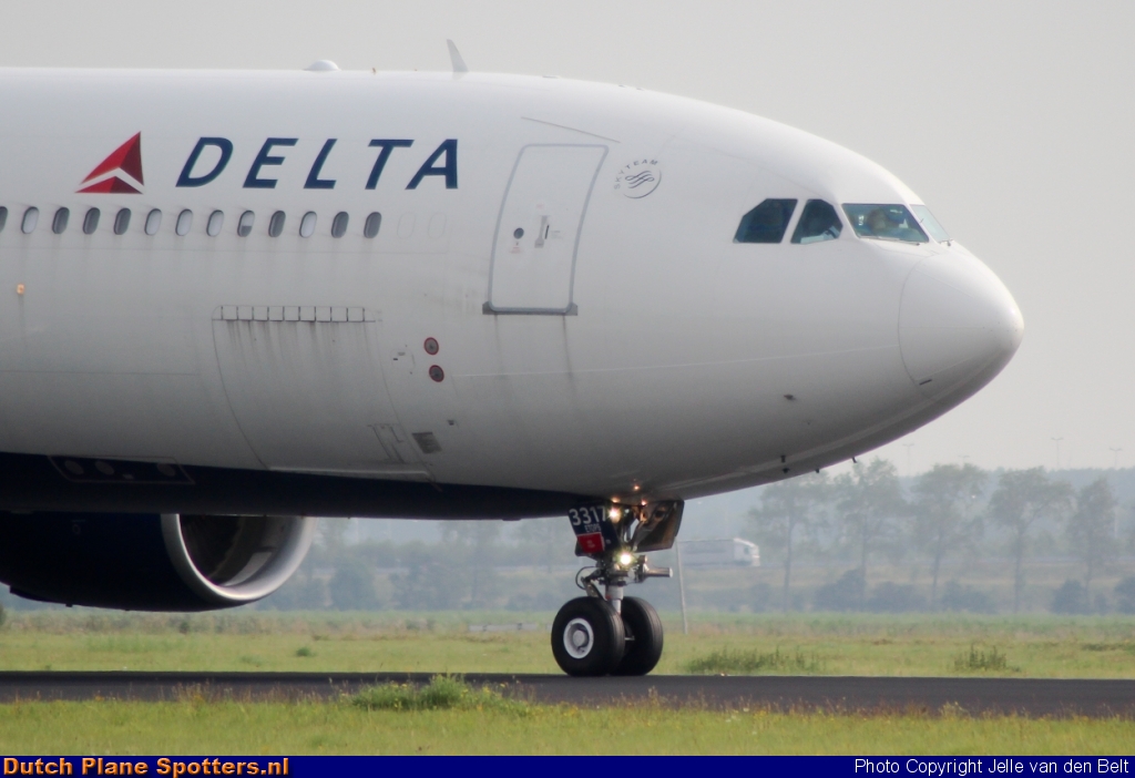 N817NW Airbus A330-300 Delta Airlines by Jelle van den Belt