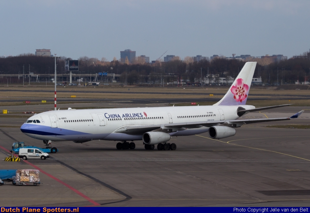 B-18803 Airbus A340-300 China Airlines by Jelle van den Belt