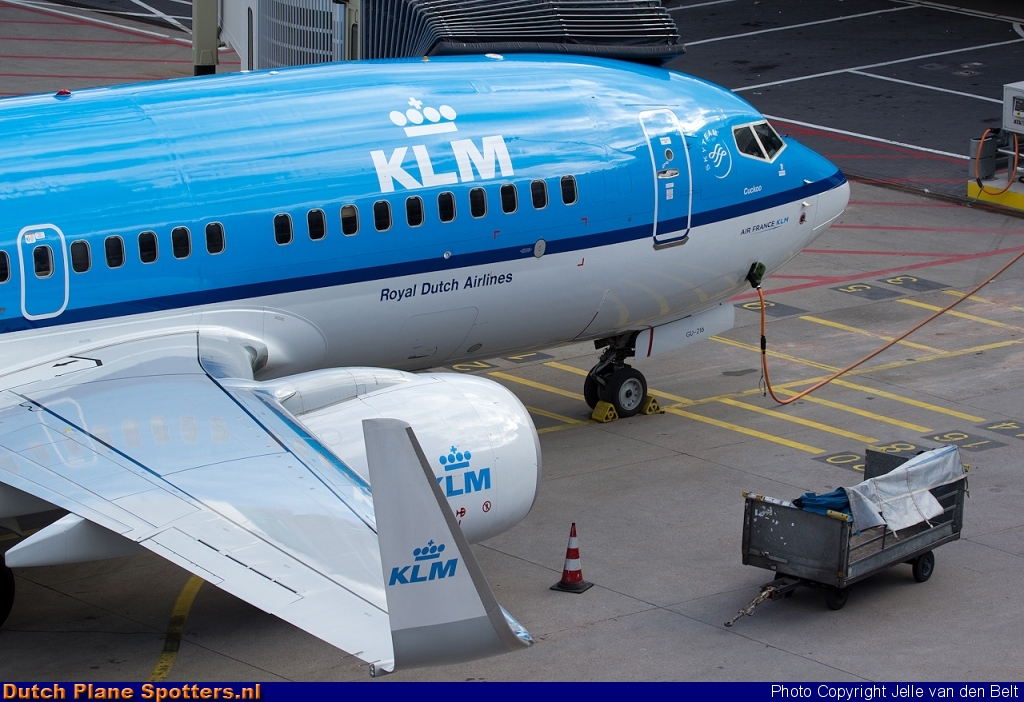 PH-BGU Boeing 737-700 KLM Royal Dutch Airlines by Jelle van den Belt