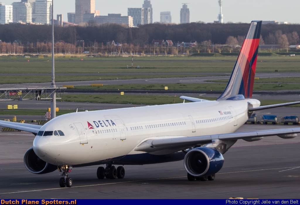 N854NW Airbus A330-200 Delta Airlines by Jelle van den Belt