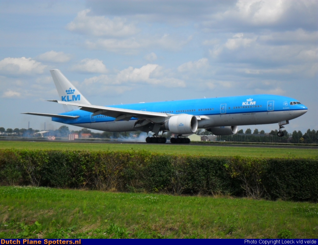 PH-BQB Boeing 777-200 KLM Royal Dutch Airlines by Loeck V/d Velde