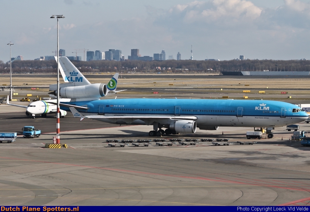 PH-KCK McDonnell Douglas MD-11 KLM Royal Dutch Airlines by Loeck V/d Velde