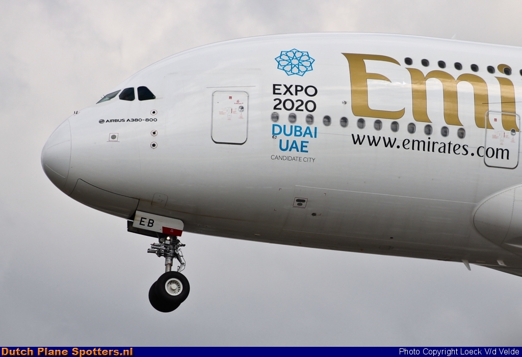 A6-EEB Airbus A380-800 Emirates by Loeck V/d Velde