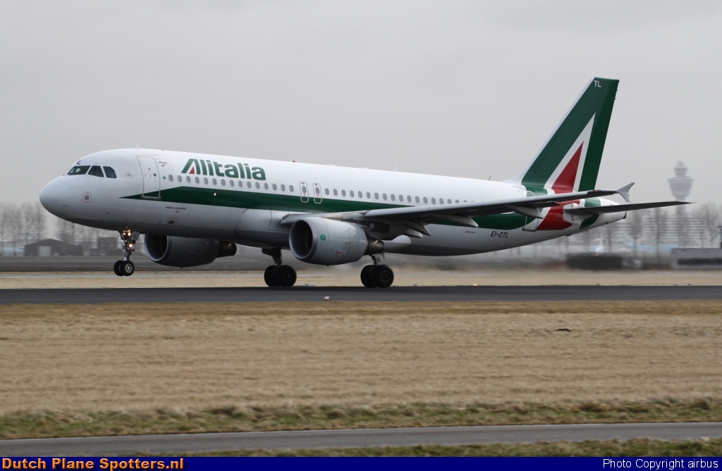 EI-DTL Airbus A320 Alitalia by airbus