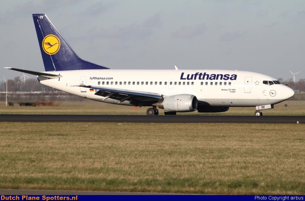 D-ABIY Boeing 737-500 Lufthansa by airbus