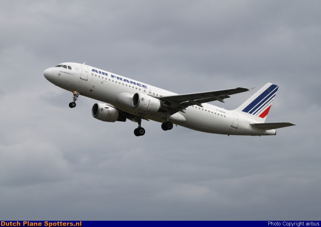 F-GKXN Airbus A320 Air France by airbus