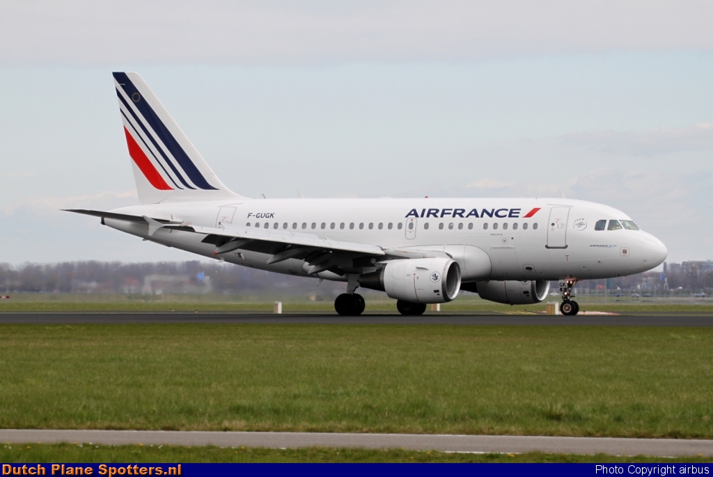 F-GUGK Airbus A318 Air France by airbus