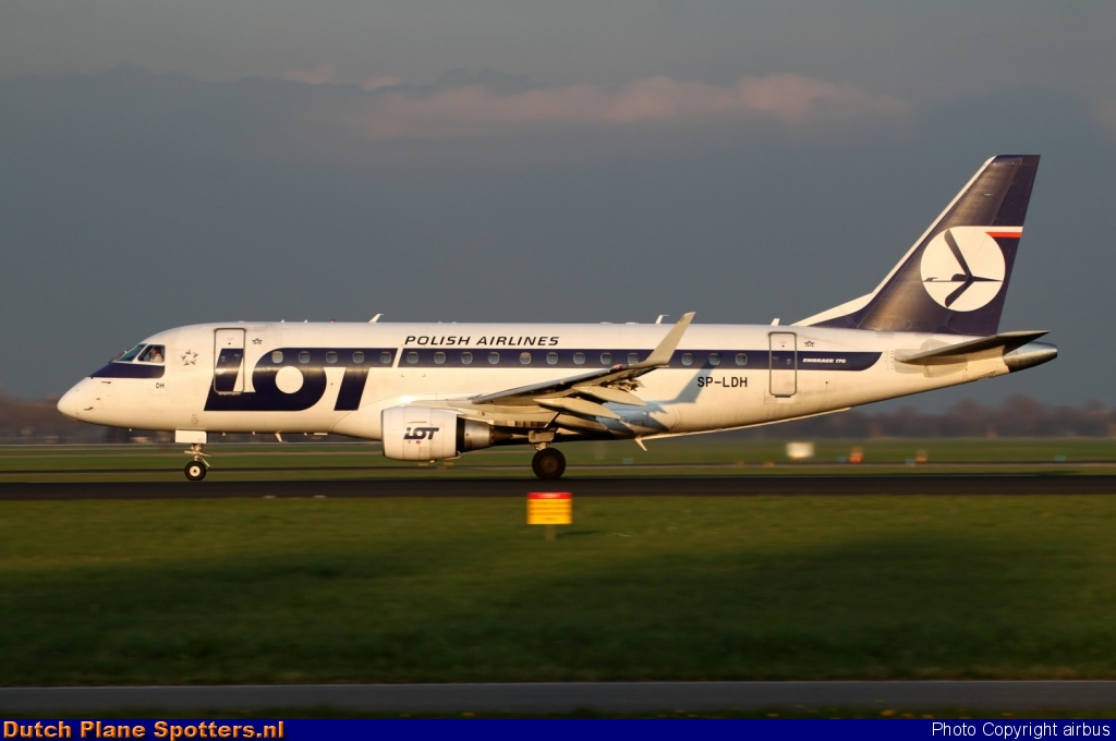 SP-LDH Embraer 170 LOT Polish Airlines by airbus