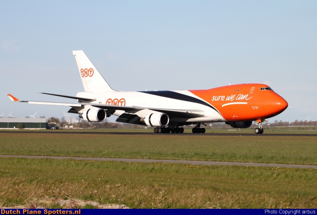 OO-THA Boeing 747-400 TNT Airways by airbus