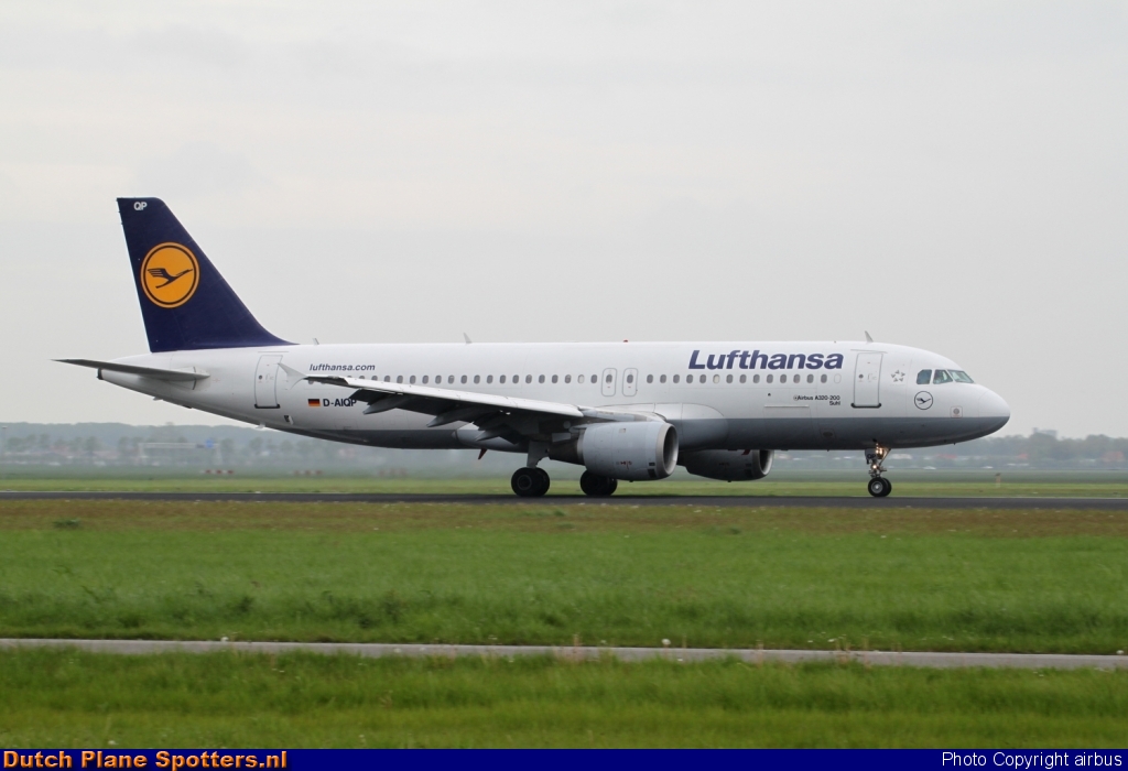 D-AIQP Airbus A320 Lufthansa by airbus