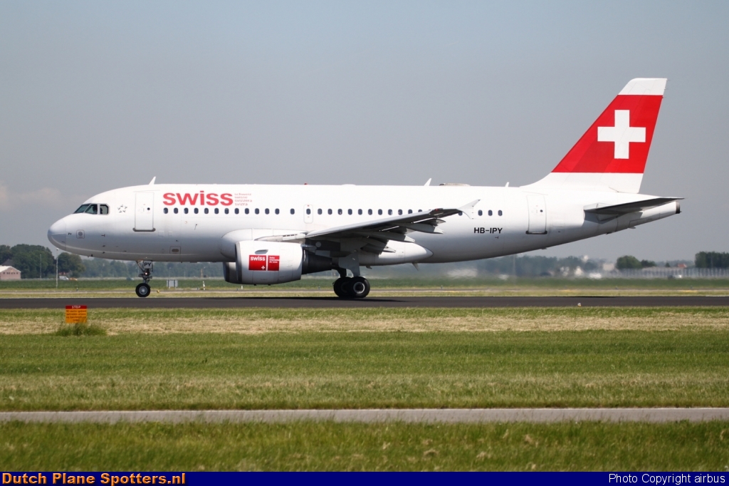 HB-IPY Airbus A319 Swiss International Air Lines by airbus