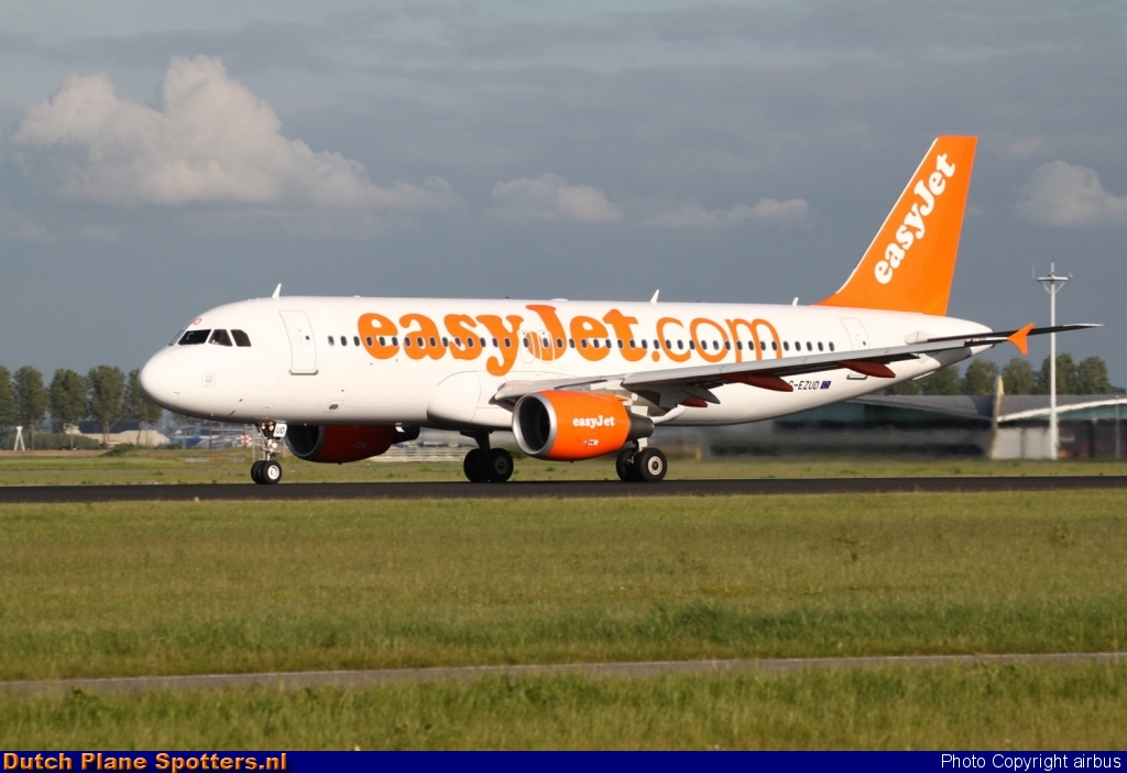 G-EZUD Airbus A320 easyJet by airbus