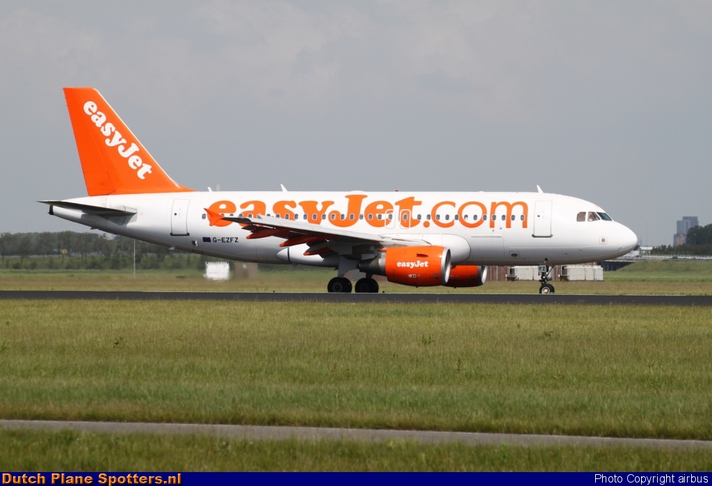 G-EZFZ Airbus A319 easyJet by airbus