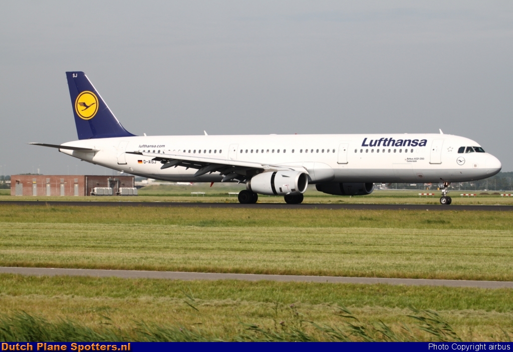 D-AISJ Airbus A321 Lufthansa by airbus