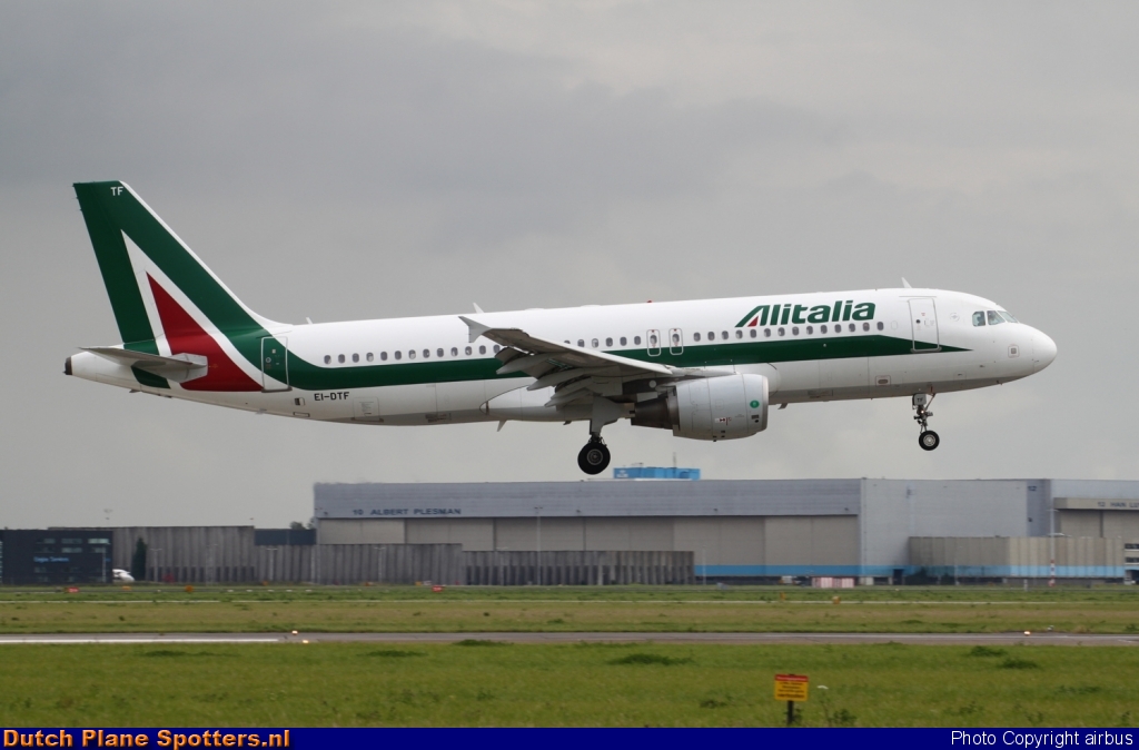 EI-DTF Airbus A320 Alitalia by airbus