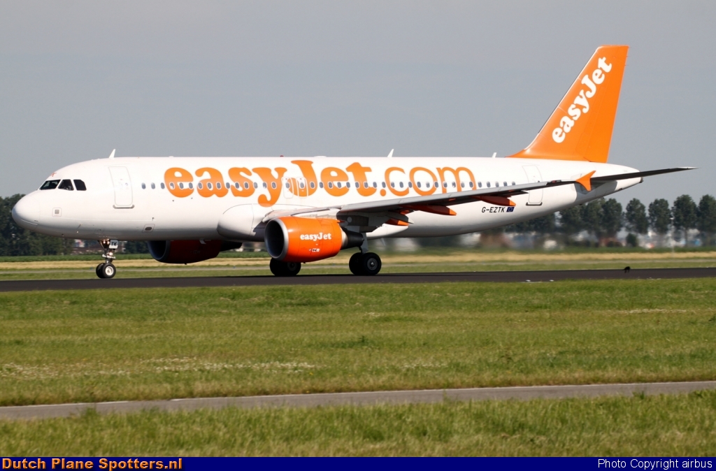G-EZTK Airbus A320 easyJet by airbus