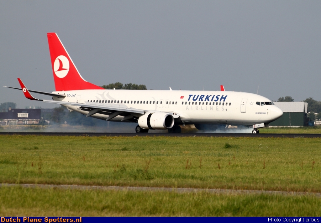 TC-JHC Boeing 737-800 Turkish Airlines by airbus