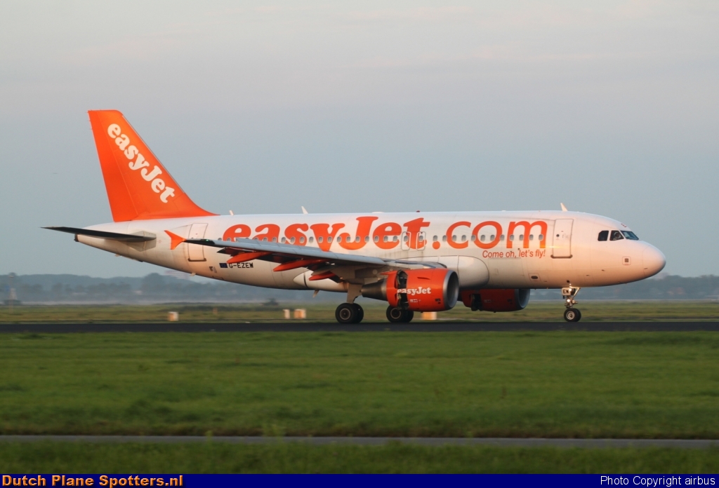 G-EZEW Airbus A319 easyJet by airbus