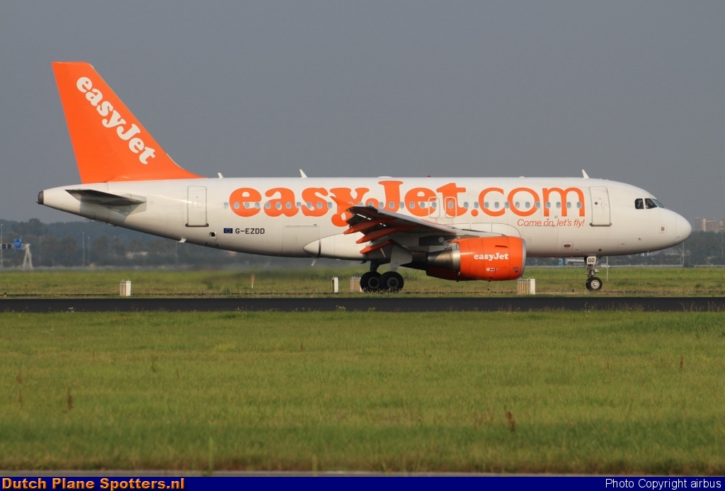 G-EZDD Airbus A319 easyJet by airbus
