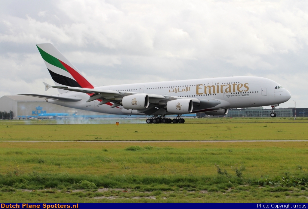 A6-EDX Airbus A380-800 Emirates by airbus