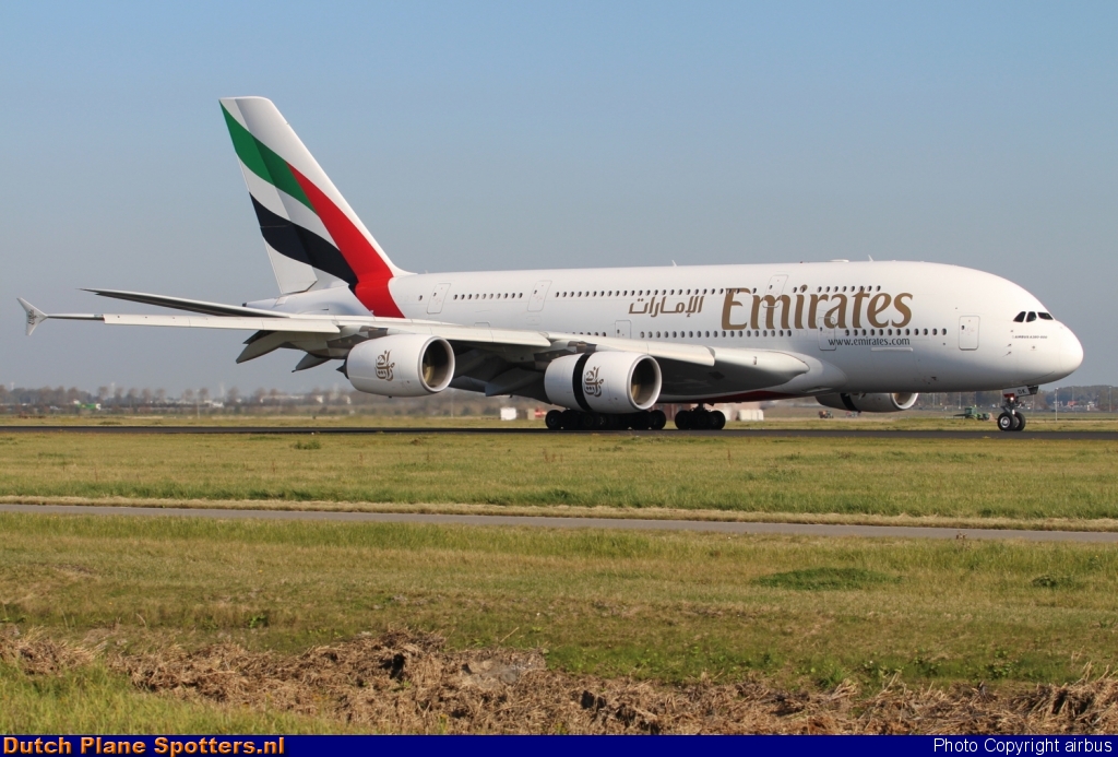 A6-EDK Airbus A380-800 Emirates by airbus