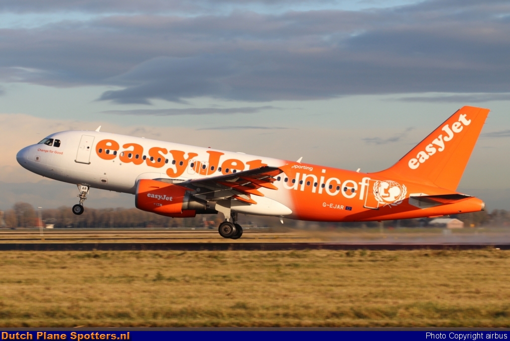 G-EJAR Airbus A319 easyJet by airbus