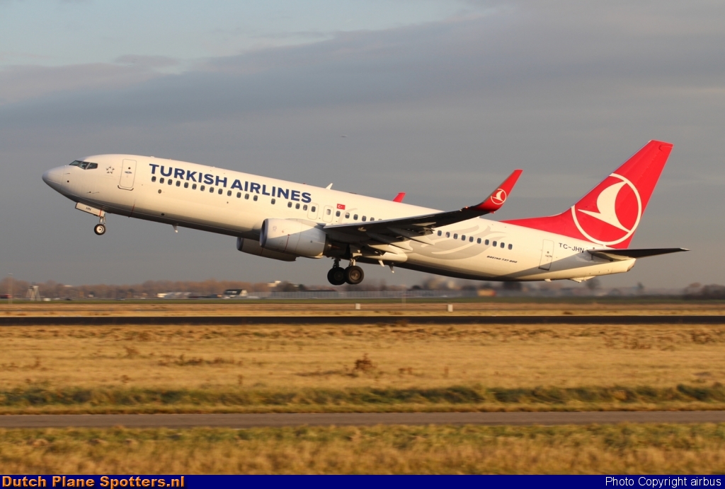 TC-JHN Boeing 737-800 Turkish Airlines by airbus