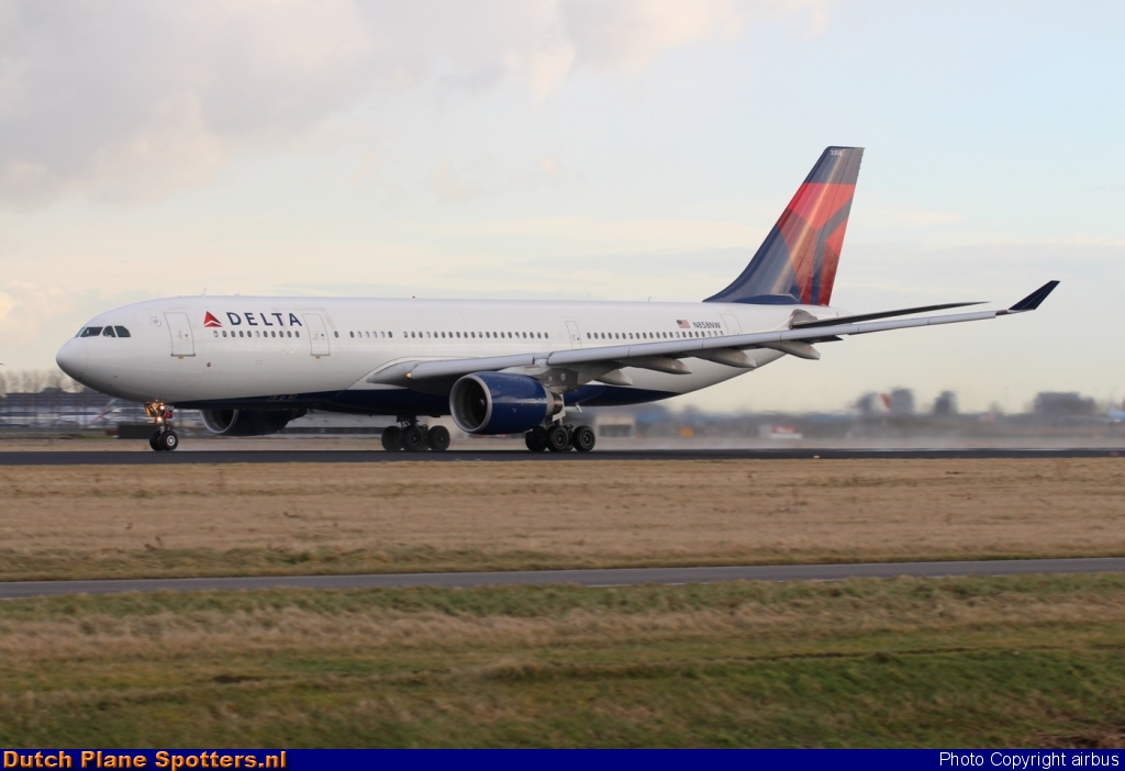 N858NW Airbus A330-200 Delta Airlines by airbus