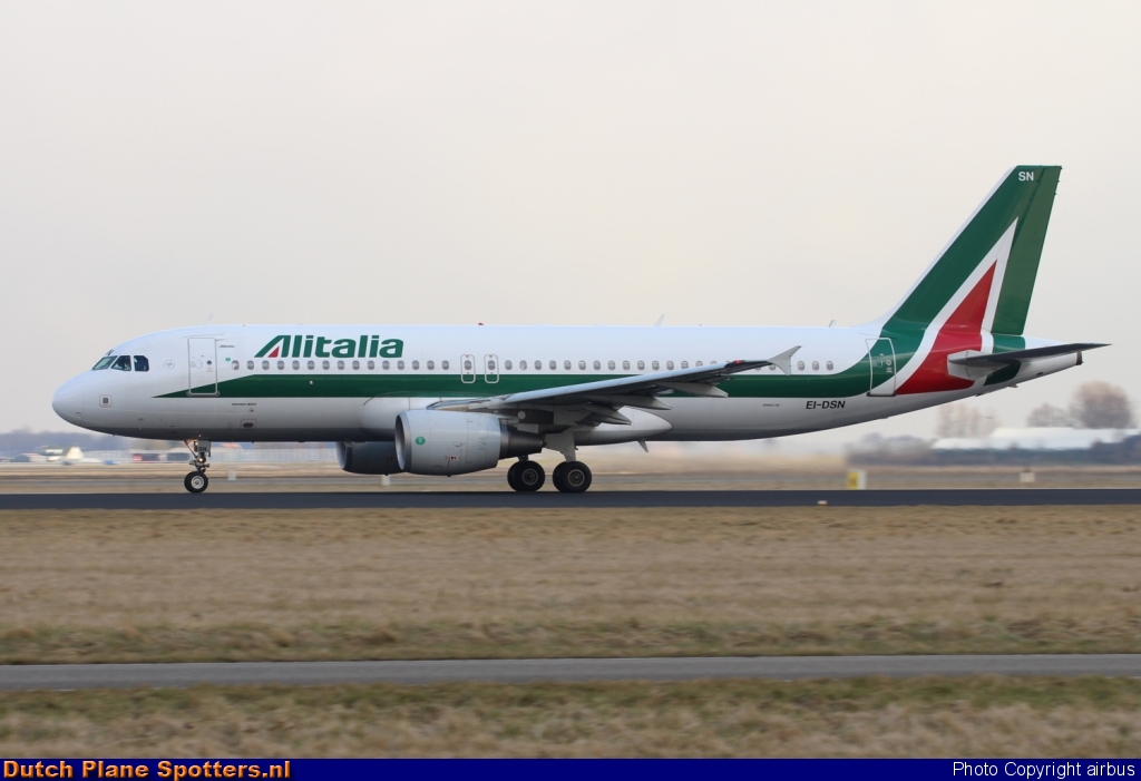 EI-DSN Airbus A320 Alitalia by airbus