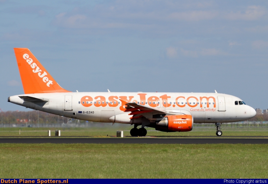 G-EZAO Airbus A319 easyJet by airbus