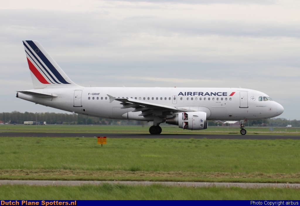 F-GRHF Airbus A319 Air France by airbus